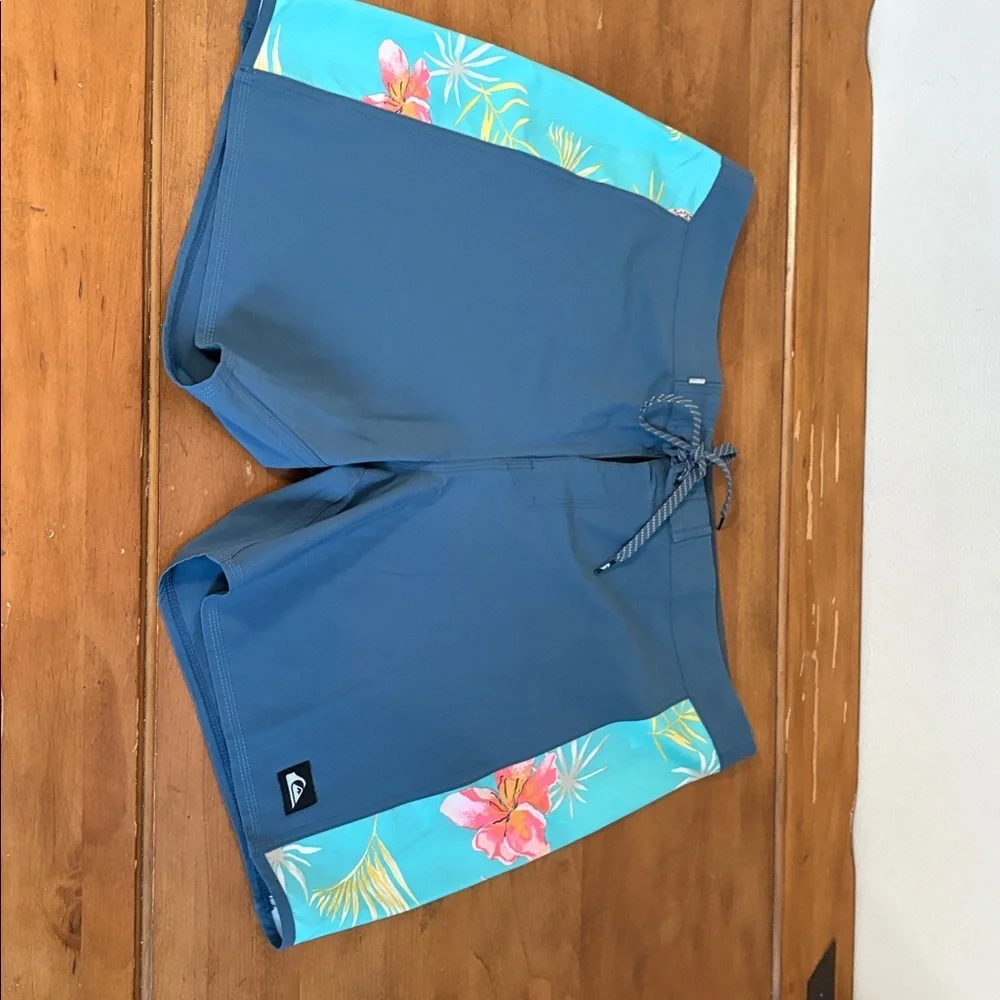 Quiksilver NWOT Siefailk Arch Men's Board Shorts Size 40